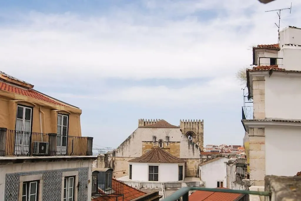 Historical Center Alfama - Stunning River Views Lisbona Portogallo
